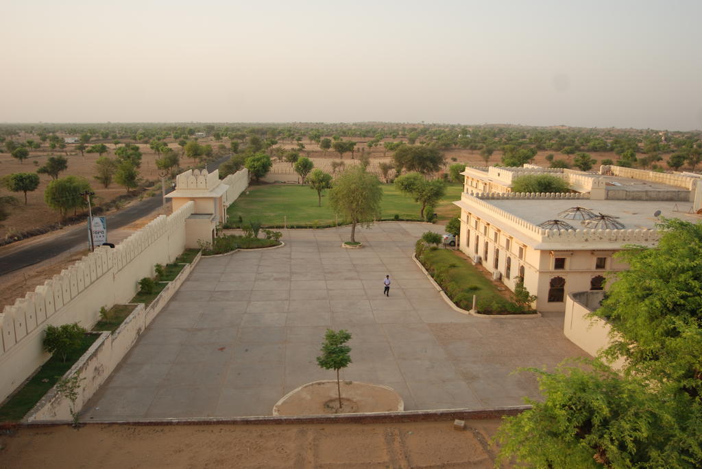 Sara Vilas Hotel Nawalgarh Exterior foto